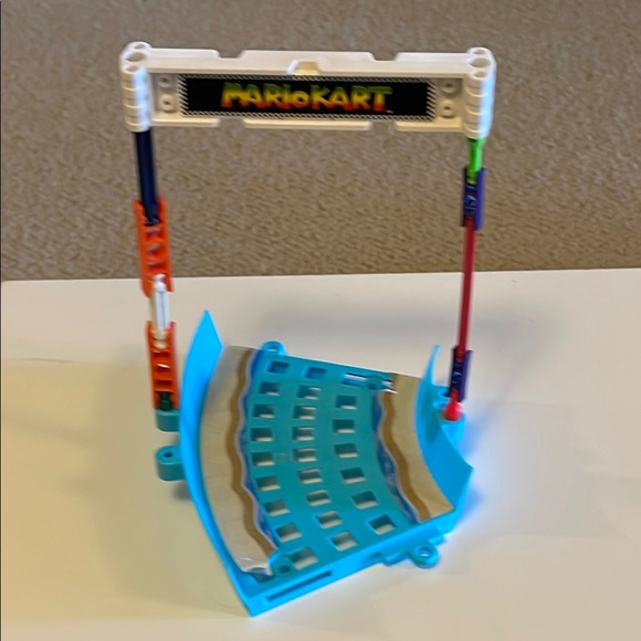 K'nex Mario Kart Toad Side-Stepper Challenge Building Set - Picture 8 of 8